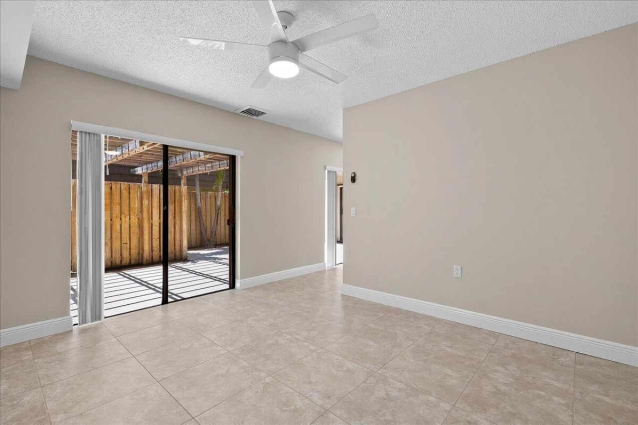 2108 21st Lane, Palm Beach Gardens, FL 33418 Photo