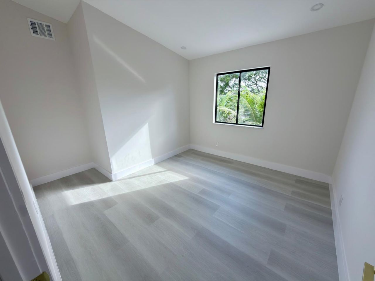 46 Tara Lakes Drive E, Boynton Beach, FL 33436 Photo