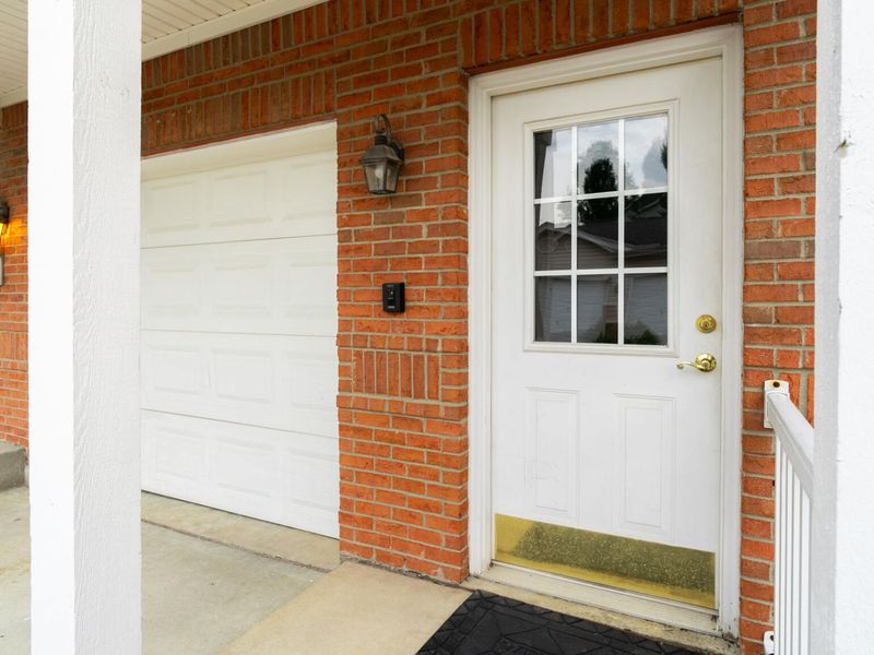 1126 Periwinkle Drive, Florence, KY 41042 Photo 2