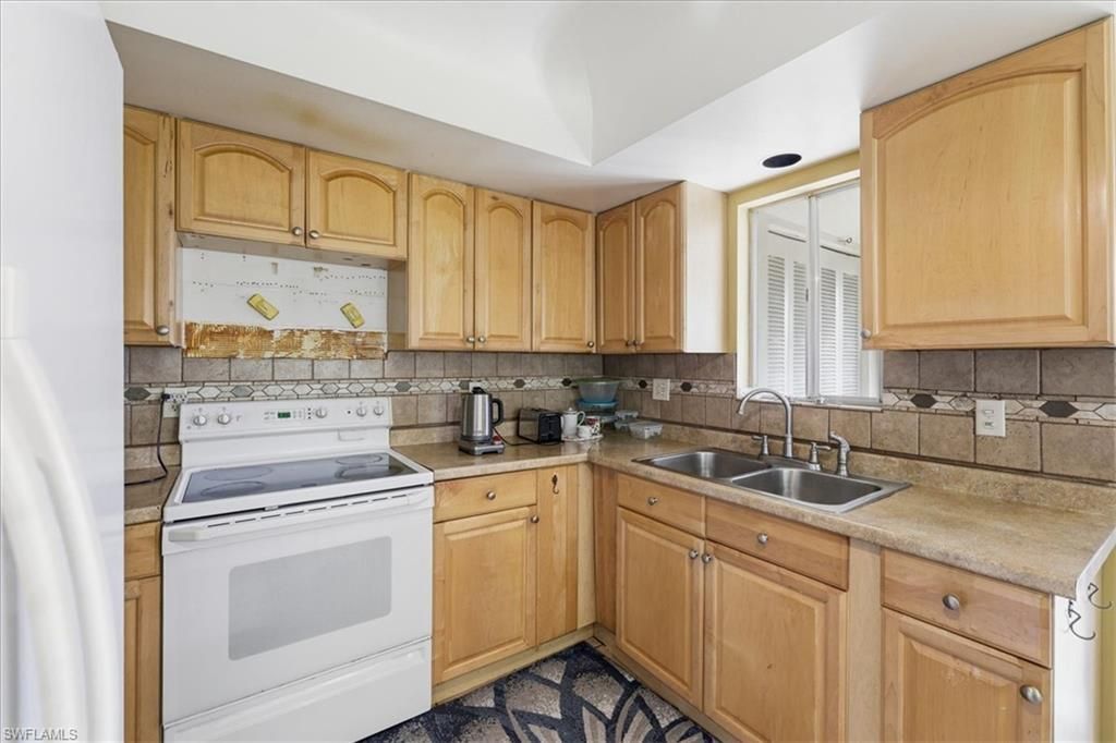 347 Joel Blvd , Unit 203, Lehigh Acres, FL 33936 Photo