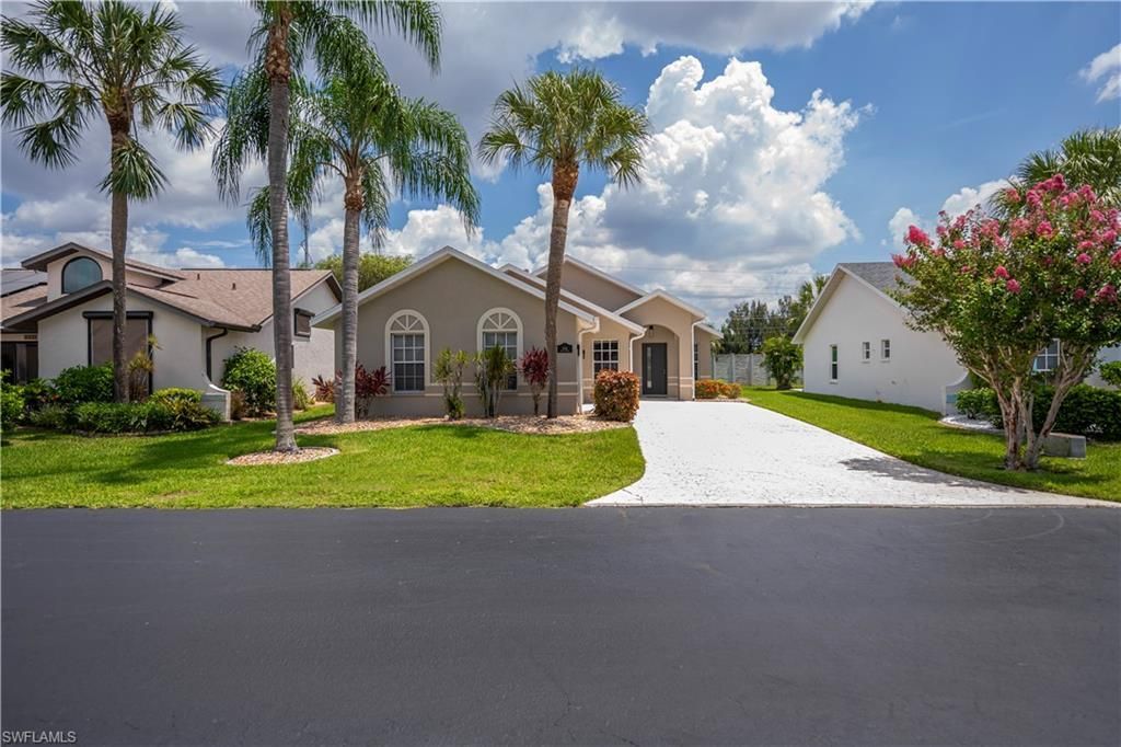 3718 Sabal Springs Blvd, North Fort Myers, FL 33917 Photo