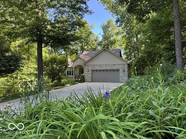 4618 N Chatham Drive , Bloomington, IN 47404