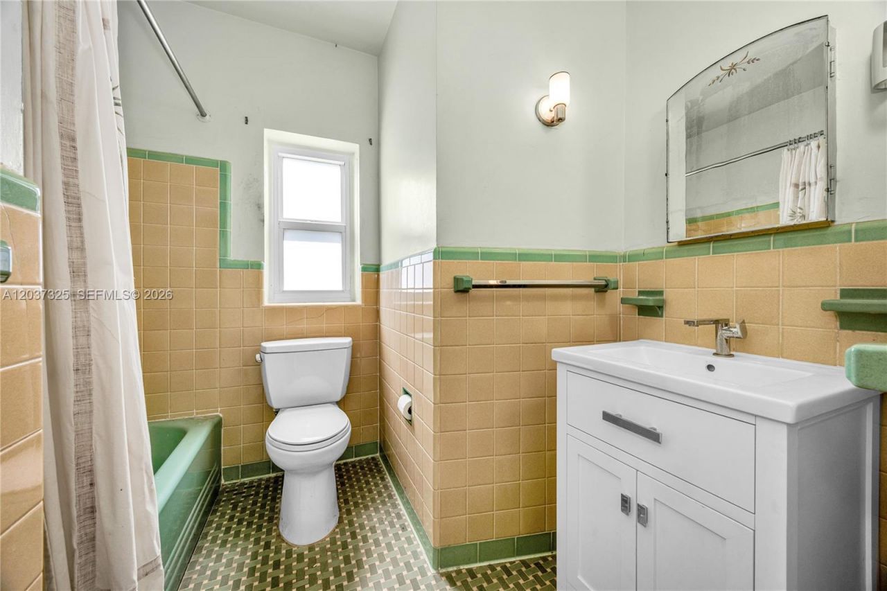 28 NW 100th St, Miami Shores, FL 33150 Photo