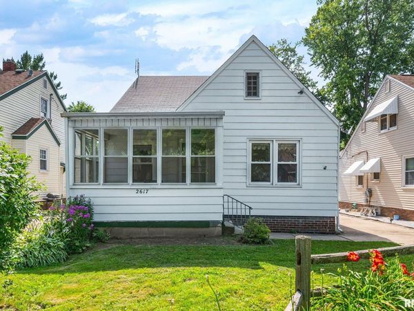 2617 N BIGELOW Street, Peoria, IL 61604