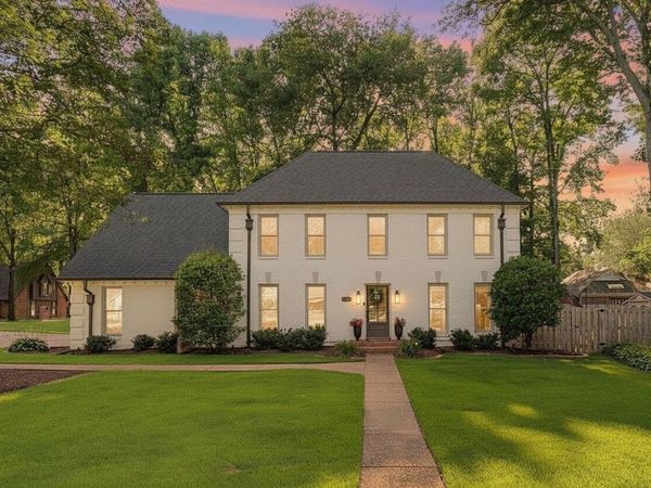 8790 KNOB OAK CV, Germantown, TN 38139