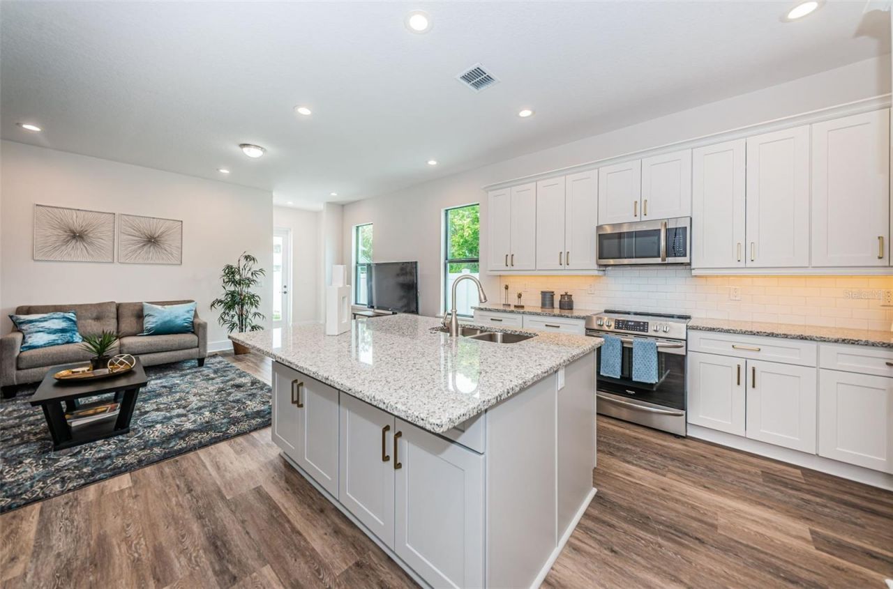 5964 Central Avenue, New Port Richey, FL 34653 Photo