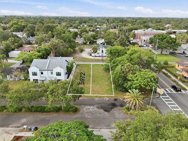 5972 CENTRAL AVENUE , NEW PORT RICHEY, FL 34653