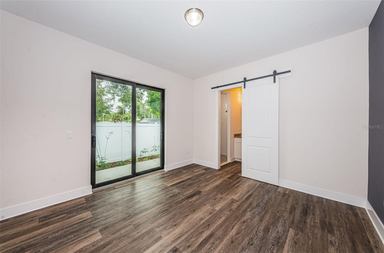 5972 Central Avenue, New Port Richey, FL 34653 Photo