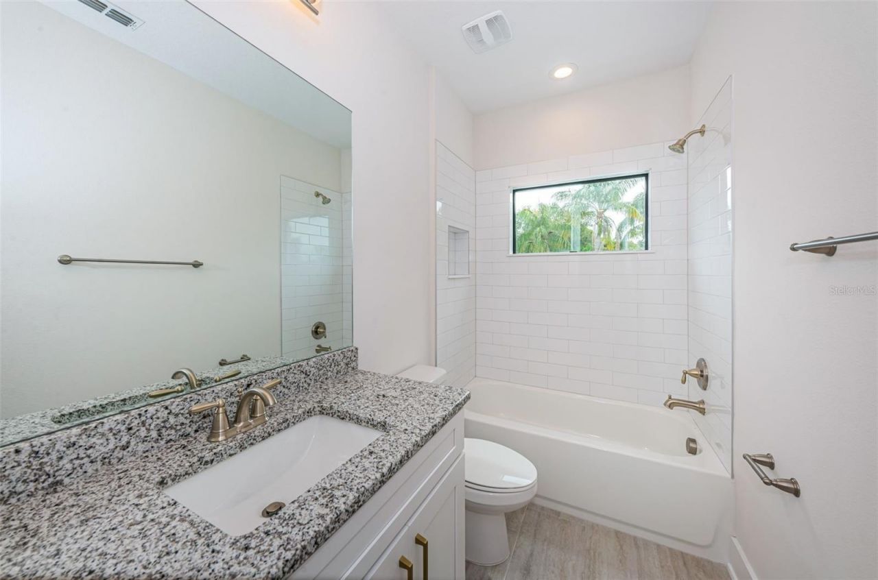 5972 Central Avenue, New Port Richey, FL 34653 Photo