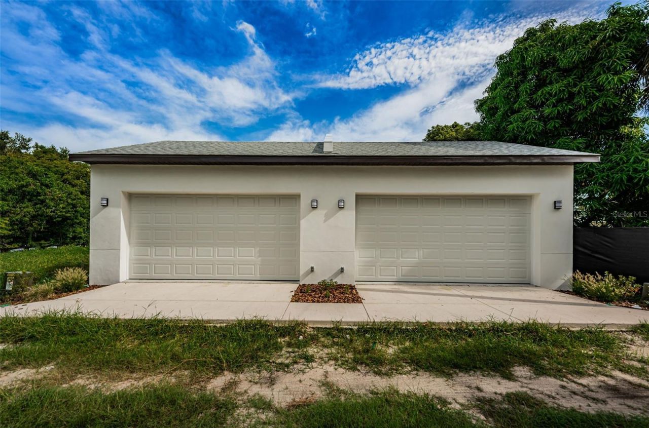 5972 Central Avenue, New Port Richey, FL 34653 Photo