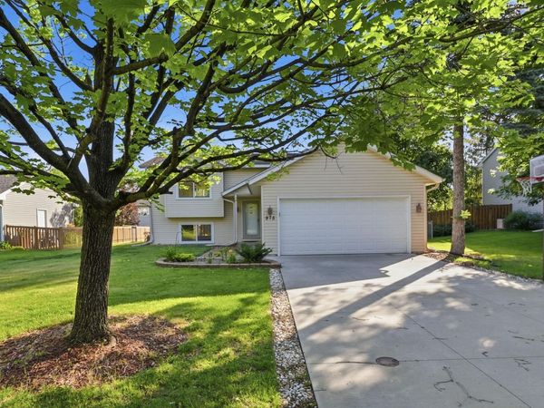975 Savannah Road, Eagan, MN 55123