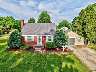 403 S Davison Street, Davison, MI 48423