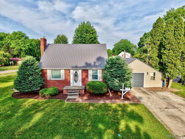 403 S Davison Street, Davison, MI 48423