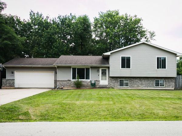 12087 W Blossom Avenue, Beach Park, IL 60087