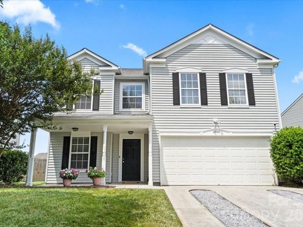 12932 Silvaire Farm Road , Charlotte, NC 28278