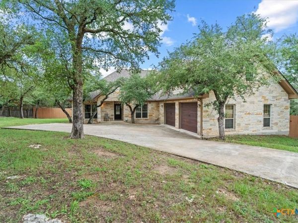 9 Caliche Court, Wimberley, TX 78676