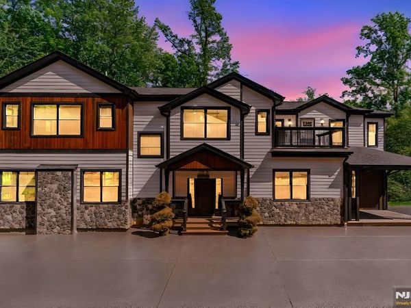 49 Northwood Road, HOPATCONG, NJ 07849