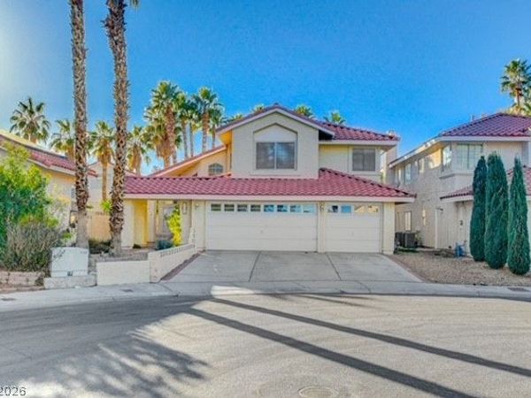 2905 Saint Kitts Court , Las Vegas, NV 89128