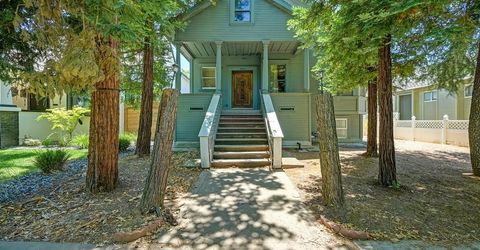 5314 J St, Sacramento, CA 95819 Photo