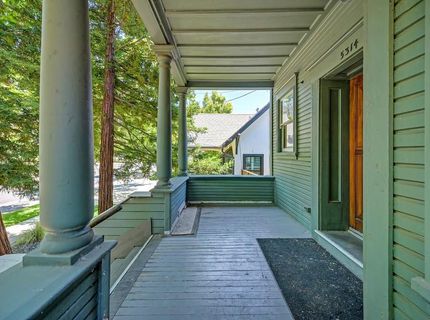 5314 J St, Sacramento, CA 95819 Photo
