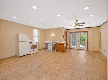5314 J St, Sacramento, CA 95819 Photo