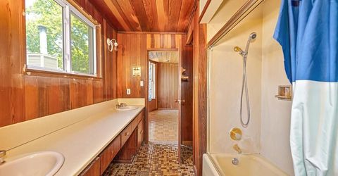 5314 J St, Sacramento, CA 95819 Photo