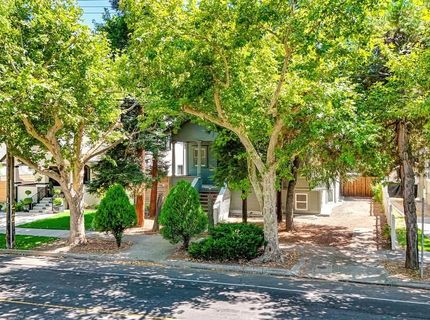 5314 J St, Sacramento, CA 95819 Photo