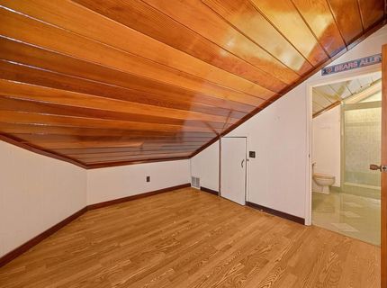 5314 J St, Sacramento, CA 95819 Photo