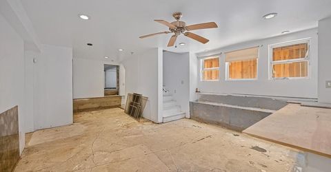 5314 J St, Sacramento, CA 95819 Photo