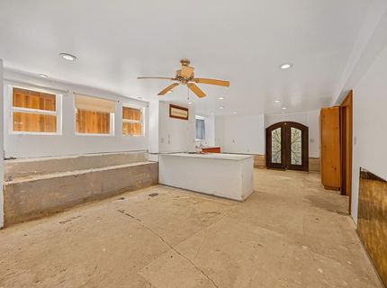 5314 J St, Sacramento, CA 95819 Photo