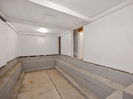 5314 J St, Sacramento, CA 95819 Photo