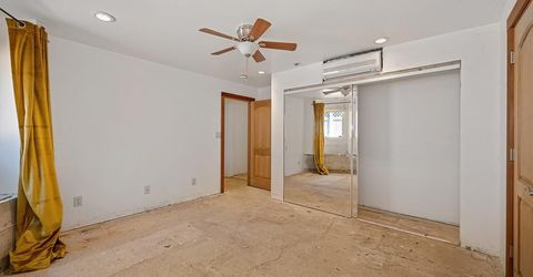5314 J St, Sacramento, CA 95819 Photo