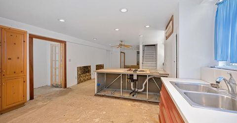 5314 J St, Sacramento, CA 95819 Photo