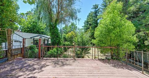 5314 J St, Sacramento, CA 95819 Photo