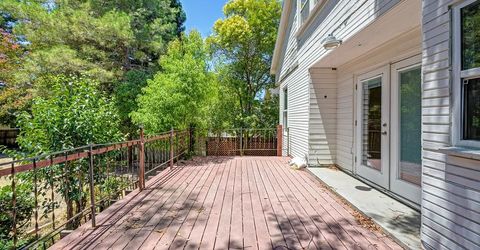 5314 J St, Sacramento, CA 95819 Photo