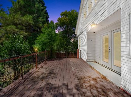 5314 J St, Sacramento, CA 95819 Photo