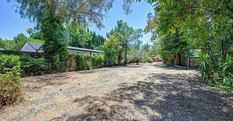 5314 J St, Sacramento, CA 95819 Photo