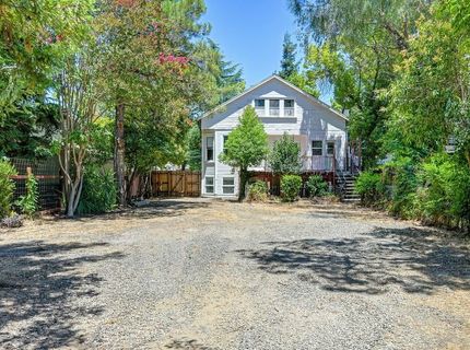 5314 J St, Sacramento, CA 95819 Photo