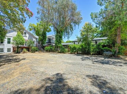 5314 J St, Sacramento, CA 95819 Photo