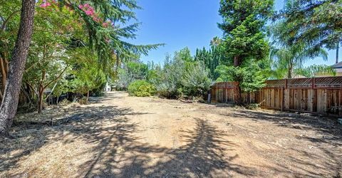 5314 J St, Sacramento, CA 95819 Photo