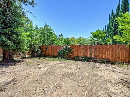 5314 J St, Sacramento, CA 95819 Photo