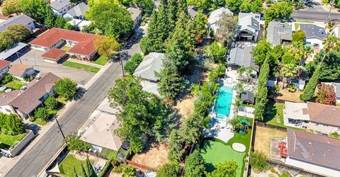 5314 J St, Sacramento, CA 95819 Photo
