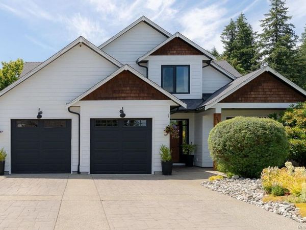 5546 Woodland Cres W, Port Alberni, BC V9Y 8E6