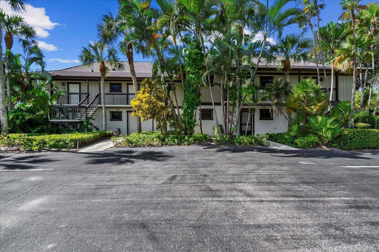 13334 Polo Club Road, Unit 226, Wellington, FL 33414 Photo
