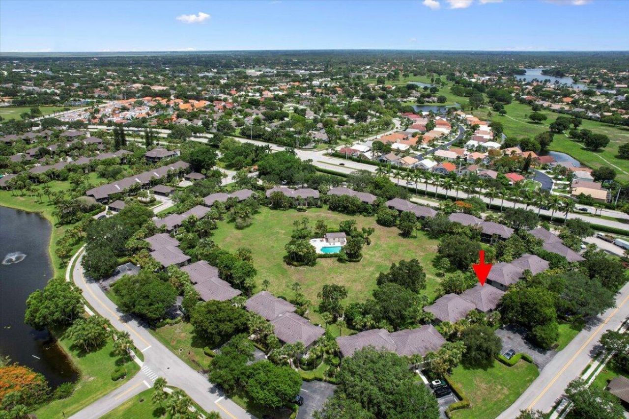 13334 Polo Club Road, Unit 226, Wellington, FL 33414 Photo