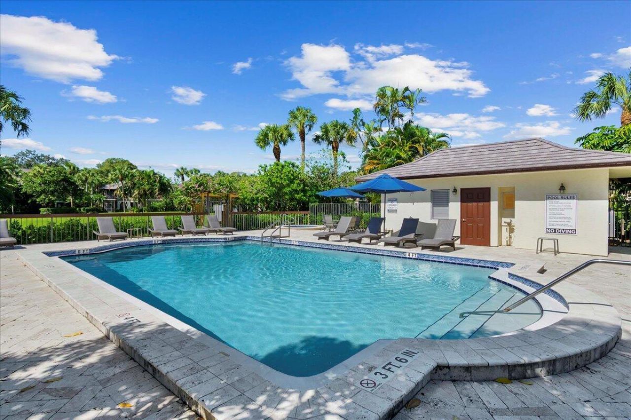 13334 Polo Club Road, Unit 226, Wellington, FL 33414 Photo