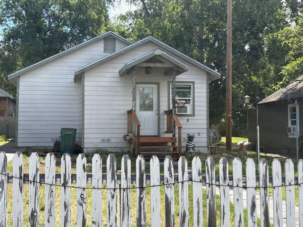 223 Mortimer Street, Klamath Falls, OR 97601