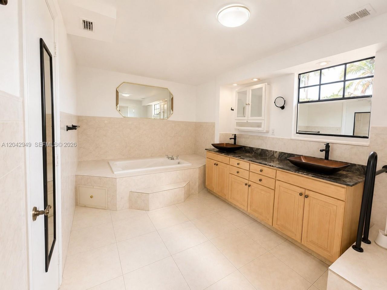 401 NW 198th St , Miami Gardens, FL 33169 Photo