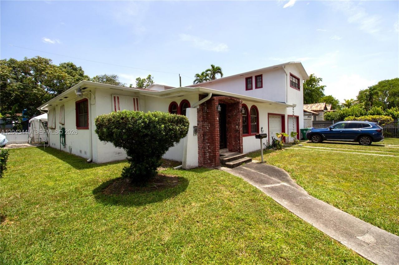 1000 NW 47th St , Miami, FL 33127 Photo