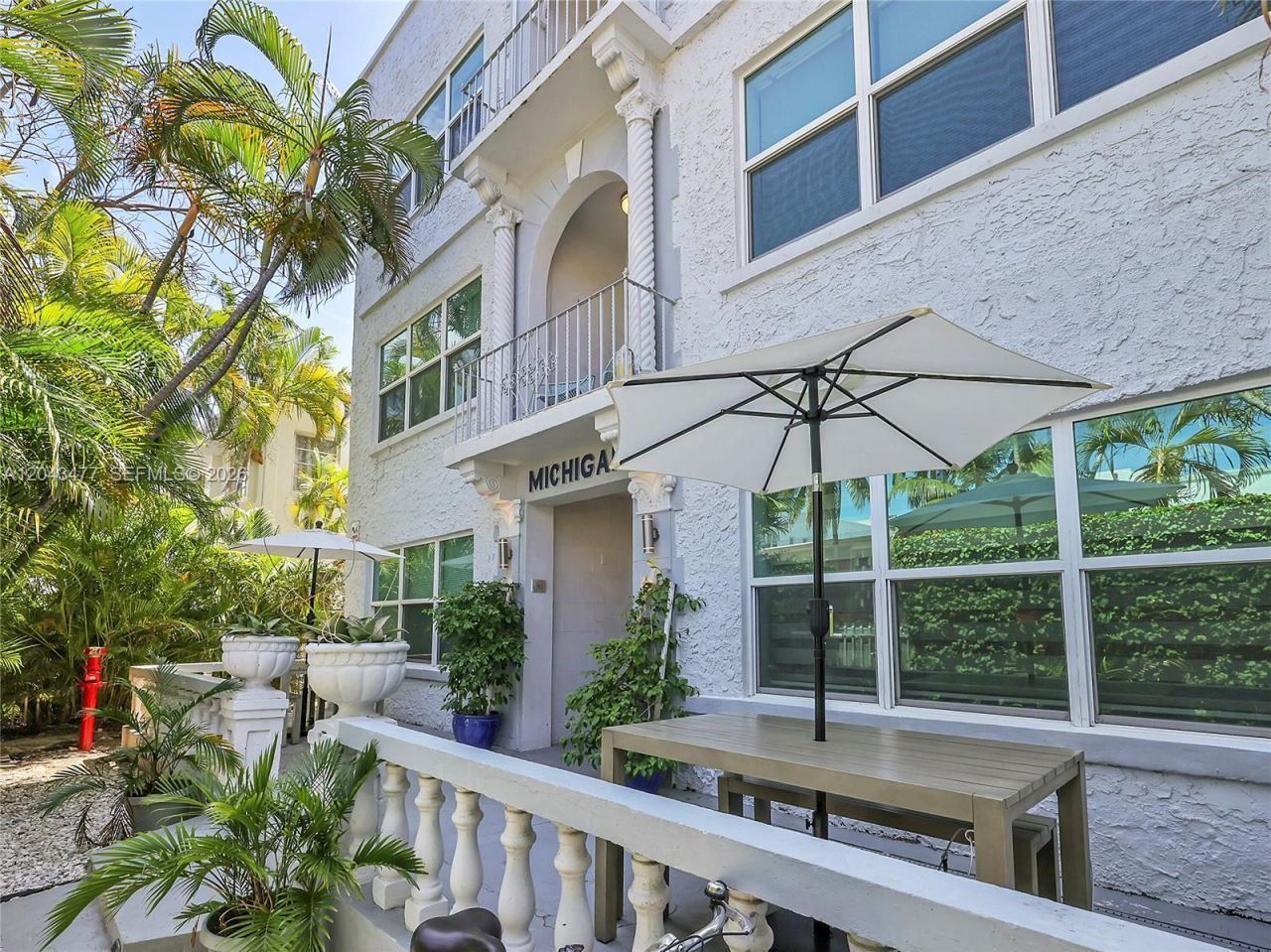 1618 Michigan Ave, Unit 25, Miami Beach, FL 33139 Photo
